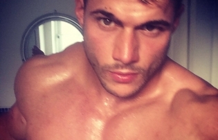 Hulk ShirtRip Rip Hunk Pecs Sweat Alpha Bum Armpit Fetish Oil Domination Masturbation Bodybuilder Gay Video