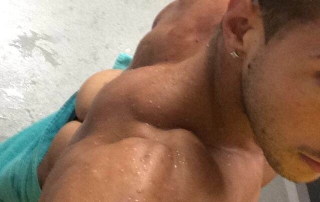Hulk ShirtRip Rip Hunk Pecs Sweat Alpha Bum Armpit Fetish Oil Domination Masturbation Bodybuilder Gay Video