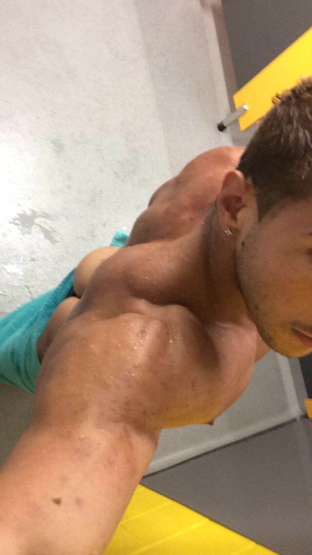 Hulk ShirtRip Rip Hunk Pecs Sweat Alpha Bum Armpit Fetish Oil Domination Masturbation Bodybuilder Gay Video