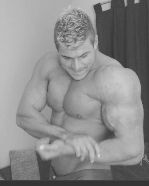 Posers JockFlexing Hunk Pecs Sweat Alpha Bum Armpit Fetish Oil Domination Masturbation Bodybuilder Gay Video